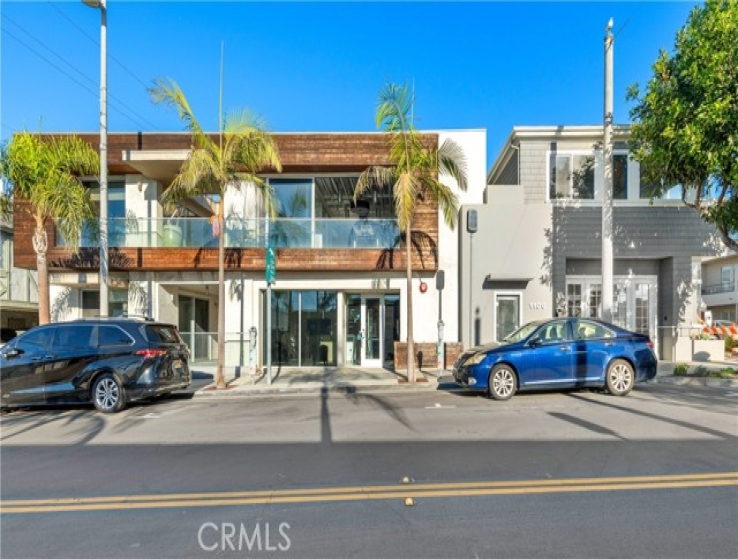  Commercial for Sale in Manhattan Beach, California