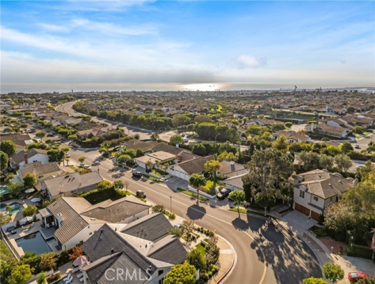 4 Bed Home for Sale in Newport Beach, California