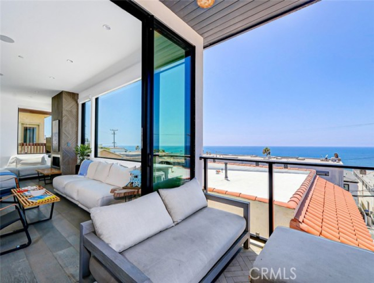 3 Bed Home for Sale in Manhattan Beach, California