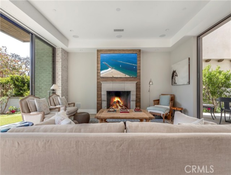 4 Bed Home for Sale in Corona del Mar, California