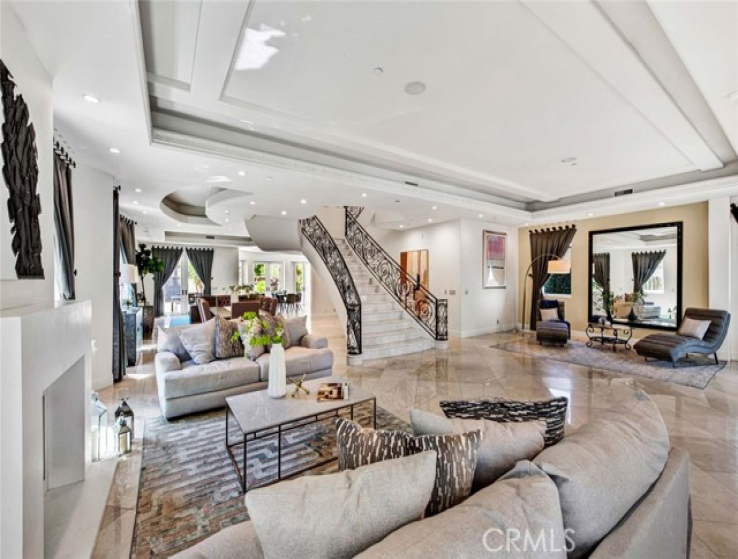 5 Bed Home for Sale in Beverly Hills, California