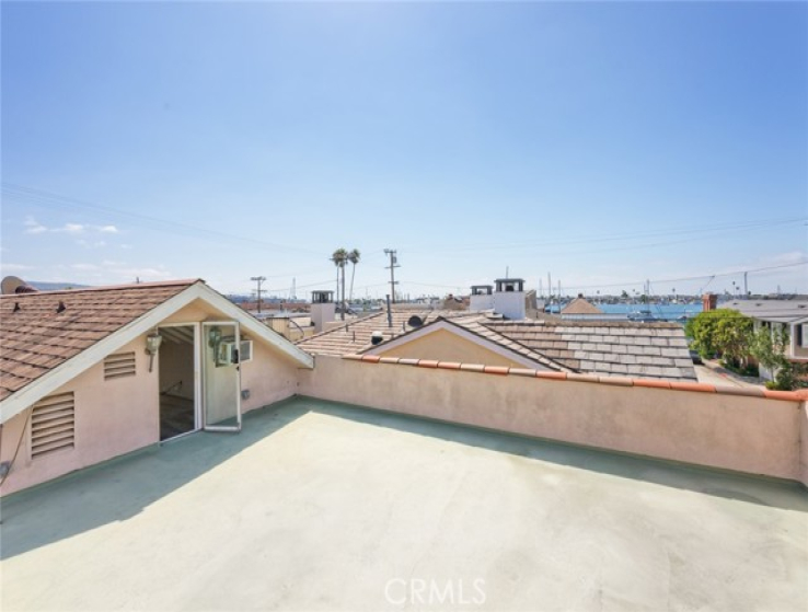  Income Home for Sale in Newport Beach, California