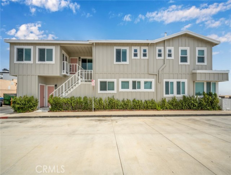  Income Home for Sale in Newport Beach, California