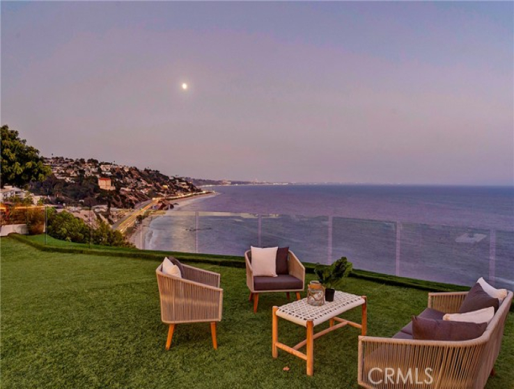 4 Bed Home for Sale in Malibu, California