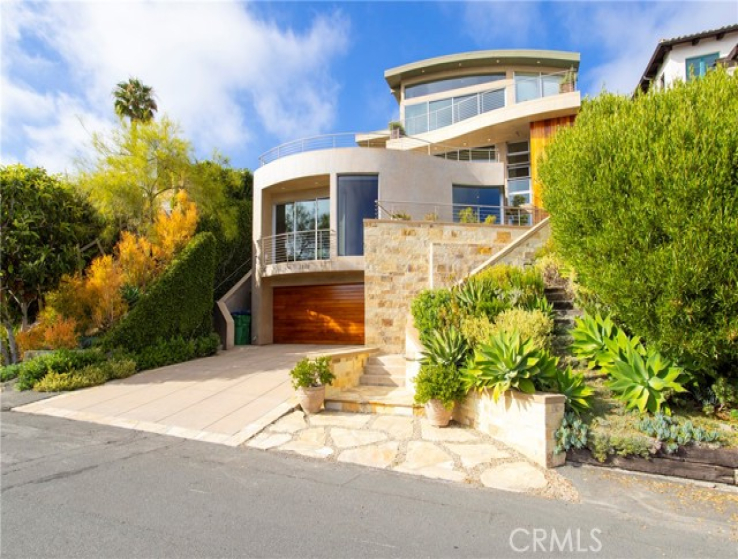 5 Bed Home for Sale in Laguna Beach, California