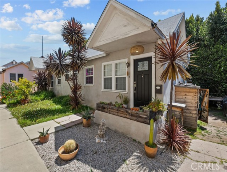  Income Home for Sale in Los Angeles, California