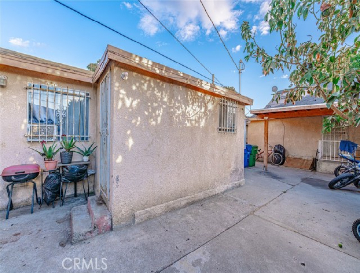  Income Home for Sale in Los Angeles, California