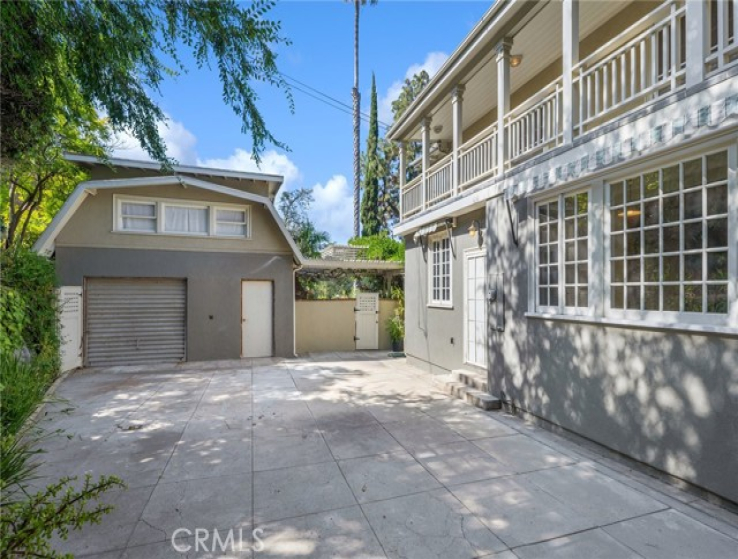 4 Bed Home for Sale in Los Angeles, California