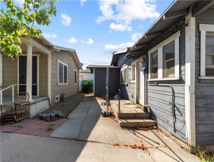  Income Home for Sale in Los Angeles, California