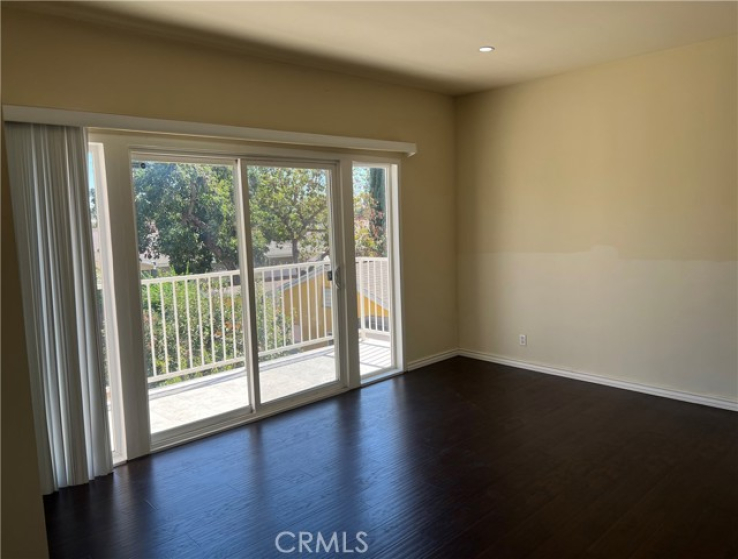 5 Bed Home to Rent in North Hollywood, California