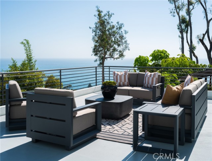 4 Bed Home for Sale in Laguna Beach, California