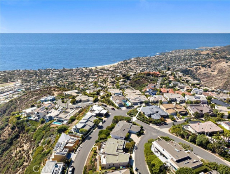 5 Bed Home for Sale in Laguna Beach, California