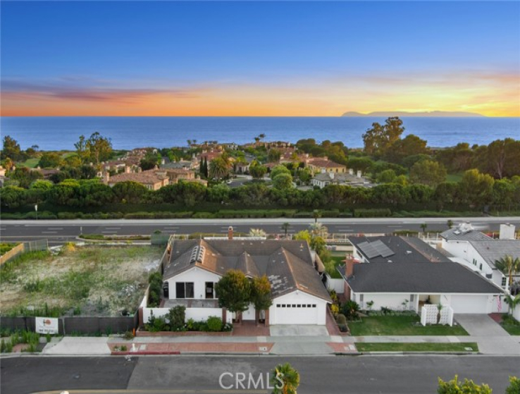 3 Bed Home for Sale in Corona del Mar, California