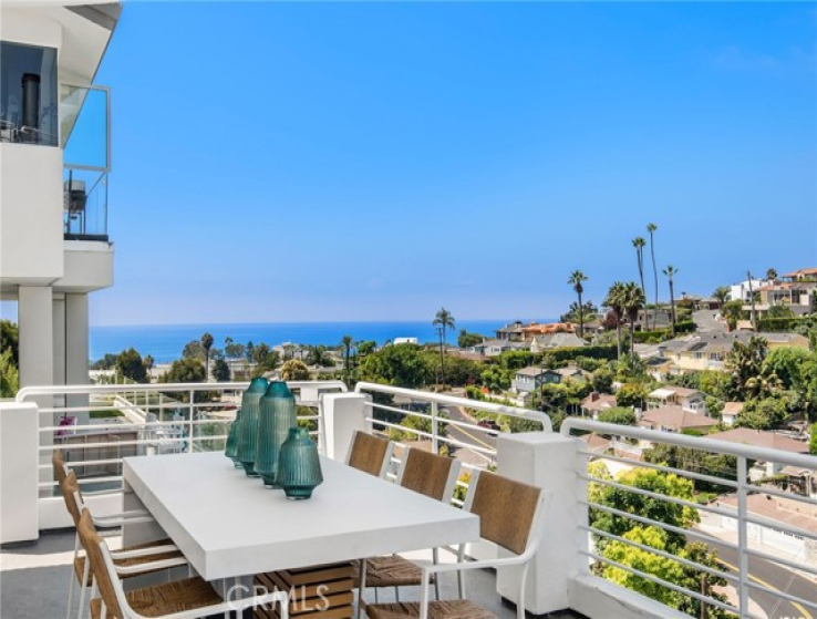 5 Bed Home for Sale in Laguna Beach, California