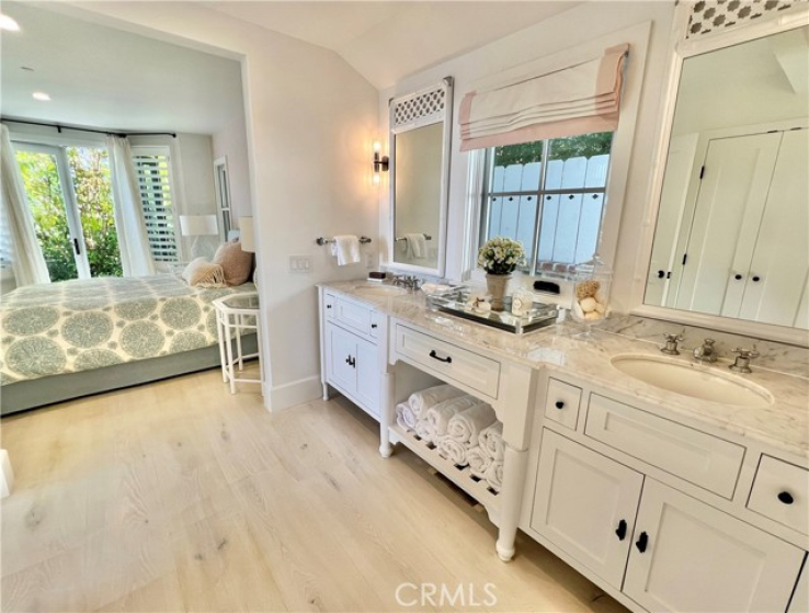 2 Bed Home for Sale in Laguna Beach, California