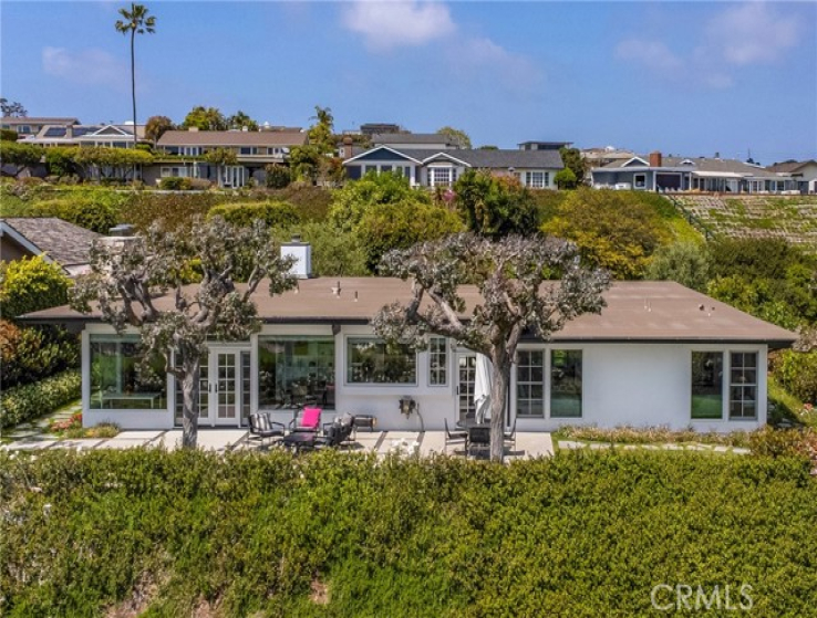 3 Bed Home for Sale in Corona del Mar, California