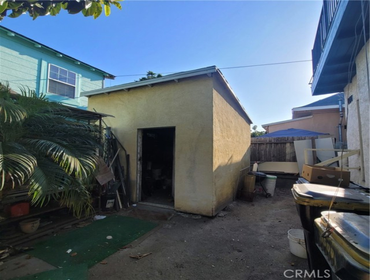  Income Home for Sale in Los Angeles, California