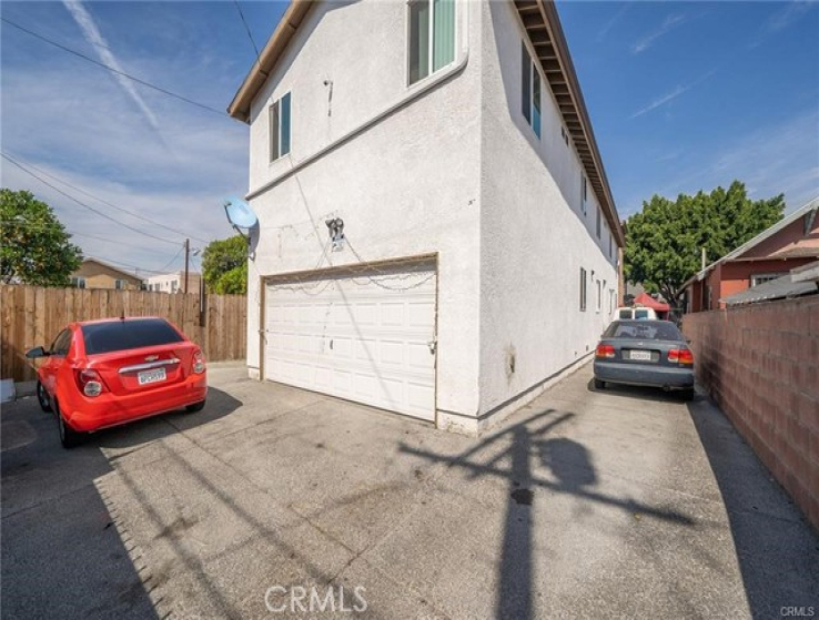  Income Home for Sale in Los Angeles, California