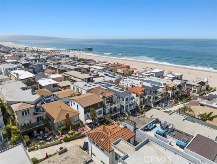 4 Bed Home for Sale in Manhattan Beach, California