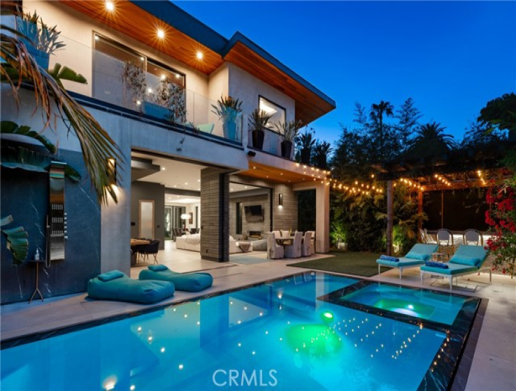 5 Bed Home for Sale in Los Angeles, California