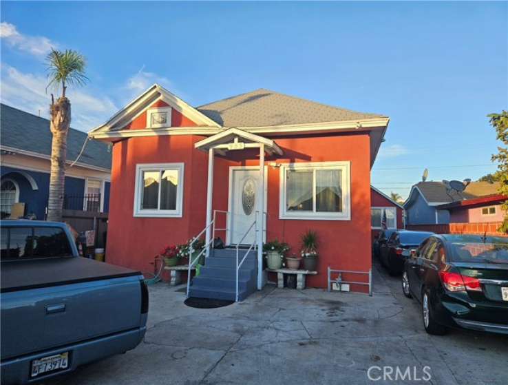  Income Home for Sale in Los Angeles, California