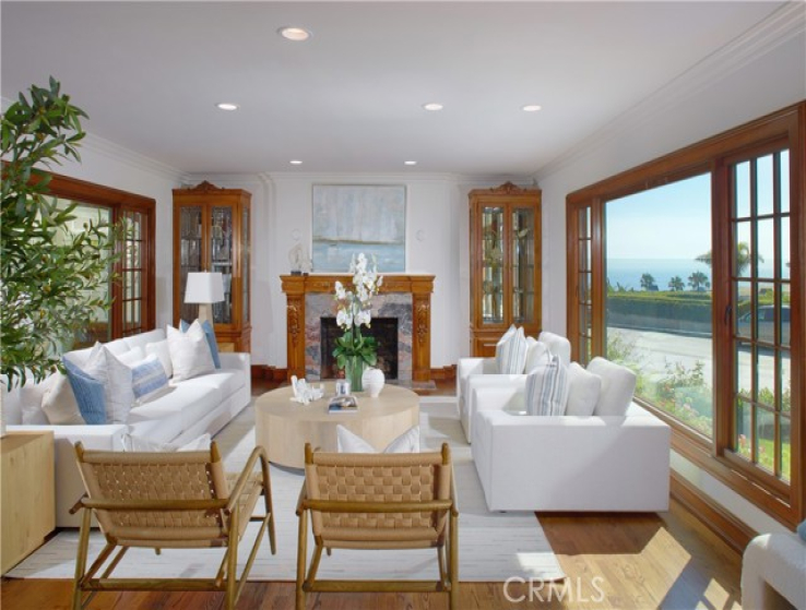 4 Bed Home for Sale in Corona del Mar, California