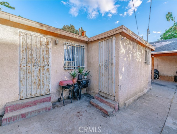  Income Home for Sale in Los Angeles, California