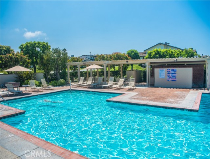 2 Bed Home for Sale in Corona del Mar, California