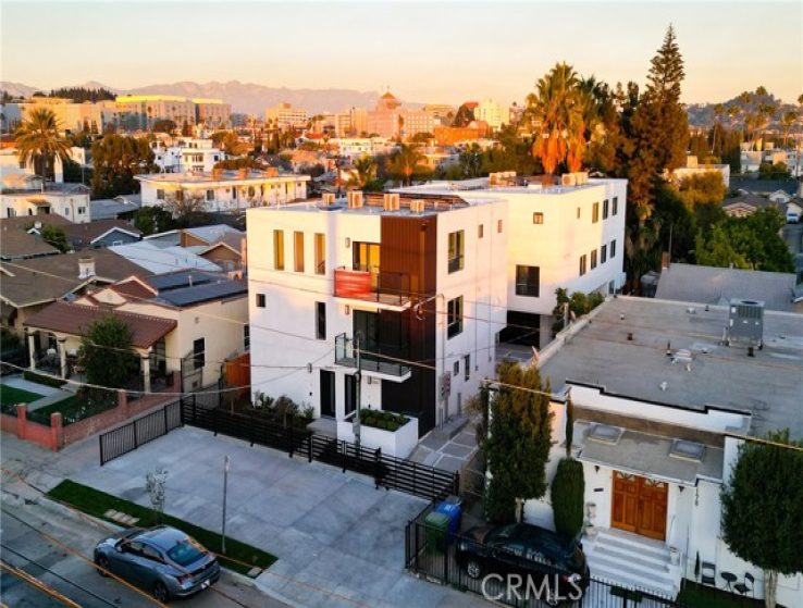  Income Home for Sale in Los Angeles, California