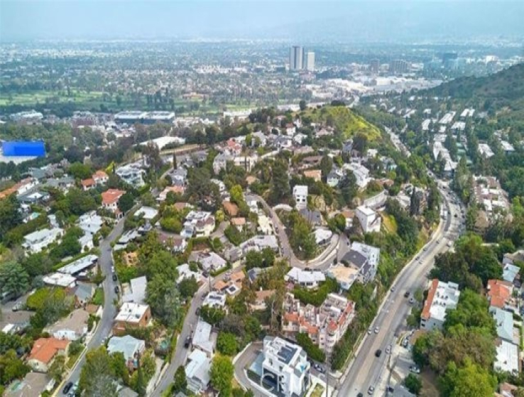 3 Bed Home for Sale in Los Angeles, California