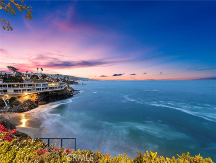 5 Bed Home to Rent in Laguna Beach, California