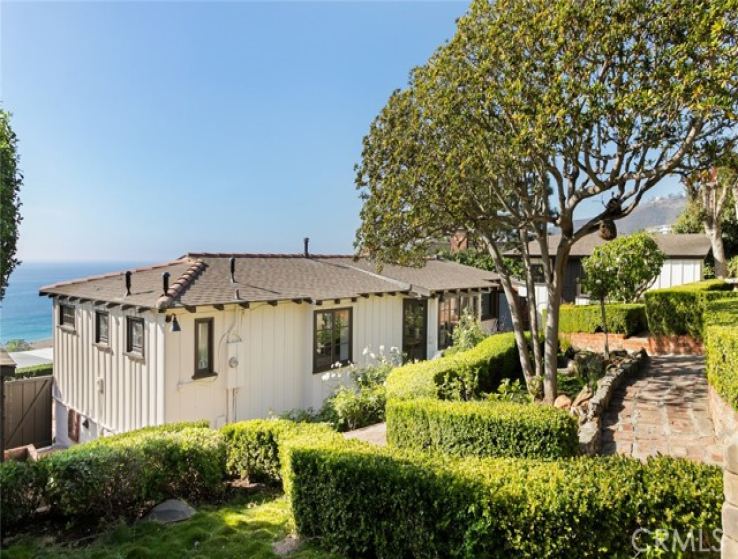 3 Bed Home for Sale in Laguna Beach, California