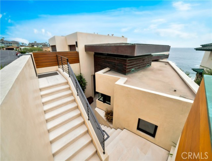 4 Bed Home for Sale in Laguna Beach, California