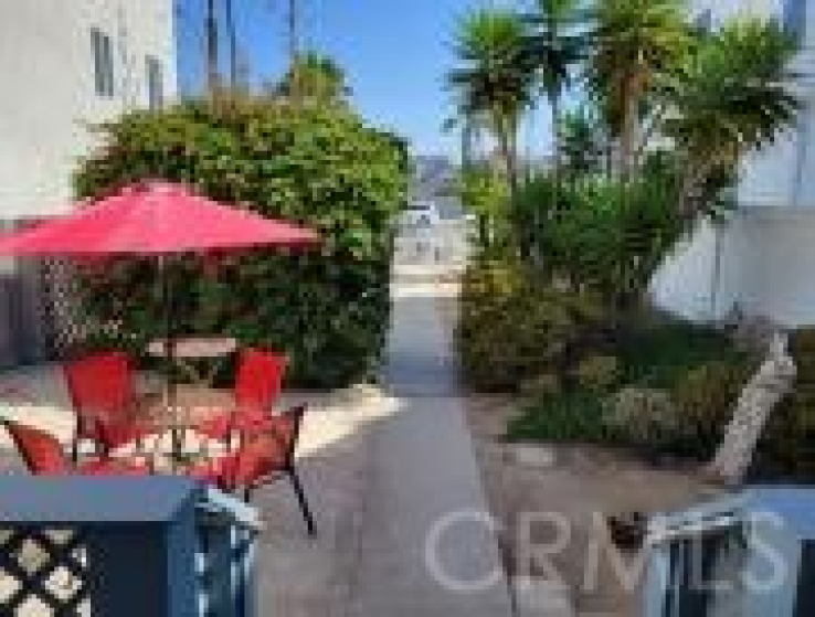 2 Bed Home for Sale in Newport Beach, California