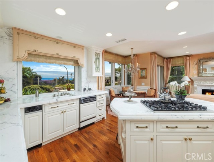 3 Bed Home for Sale in Corona del Mar, California