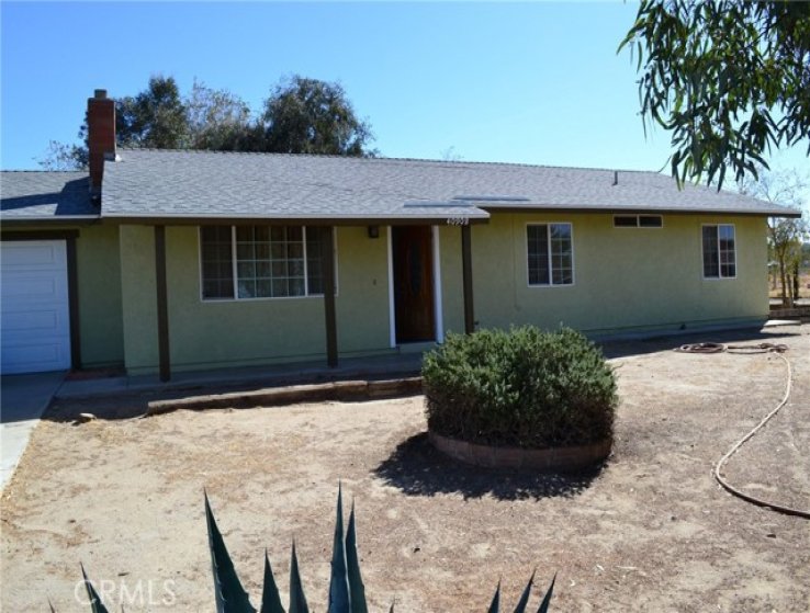 4 Bed Home to Rent in Lancaster, California