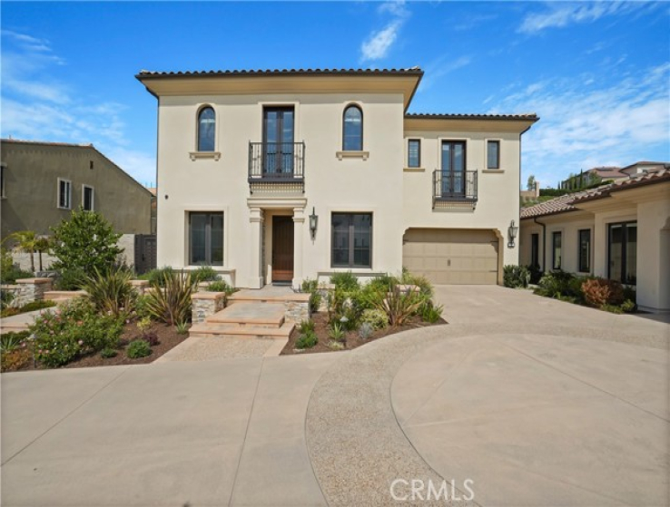 5 Bed Home for Sale in Irvine, California