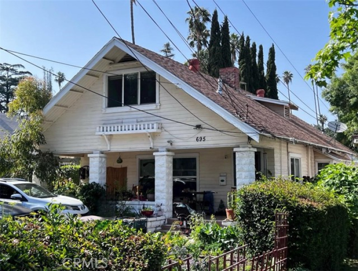  Income Home for Sale in Pasadena, California