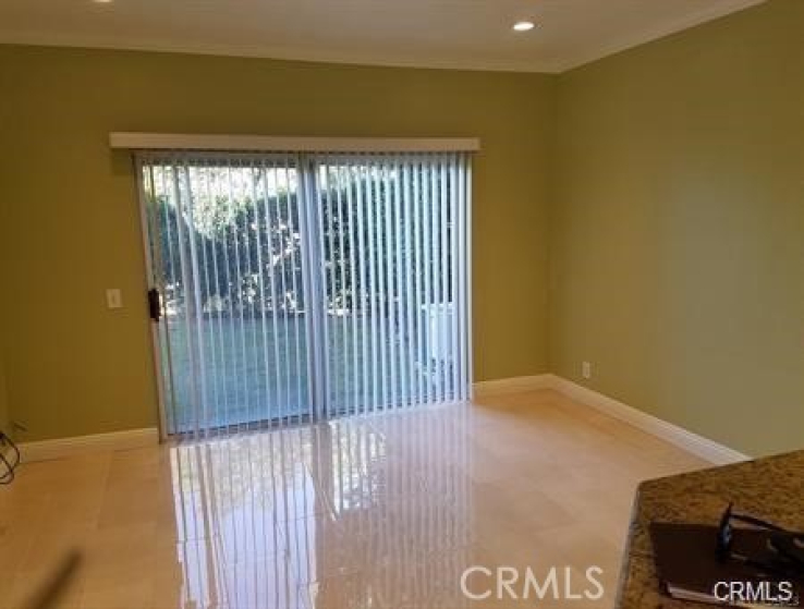 3 Bed Home to Rent in Anaheim Hills, California