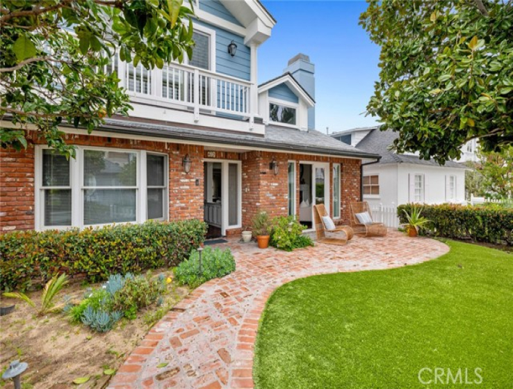 3 Bed Home for Sale in Newport Beach, California