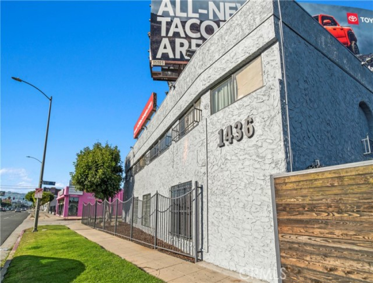  Commercial for Sale in Los Angeles, California