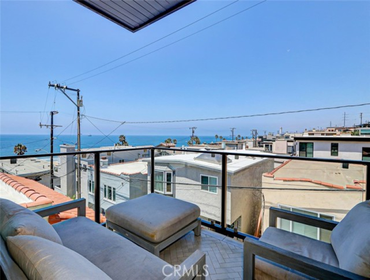 3 Bed Home for Sale in Manhattan Beach, California