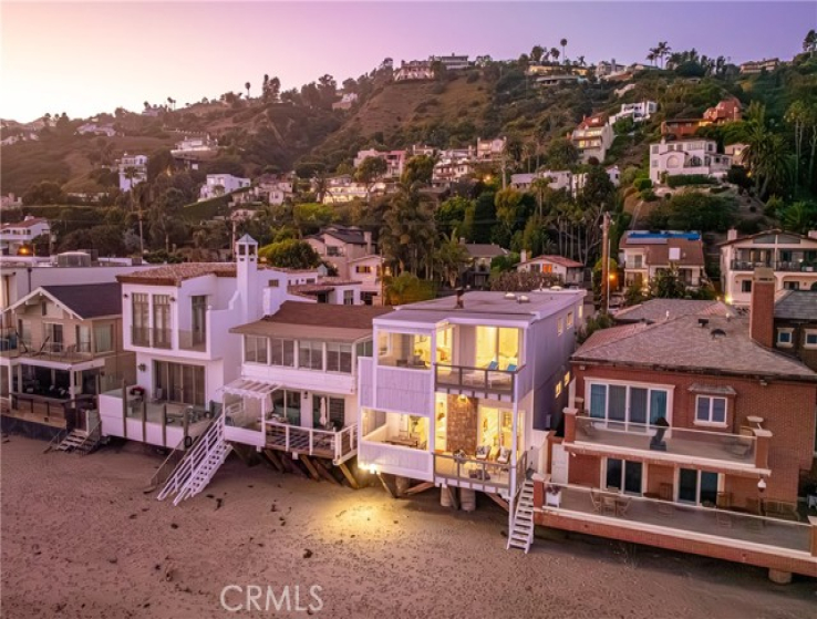 4 Bed Home for Sale in Malibu, California