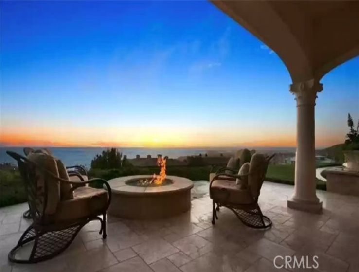 8 Bed Home to Rent in Newport Coast, California