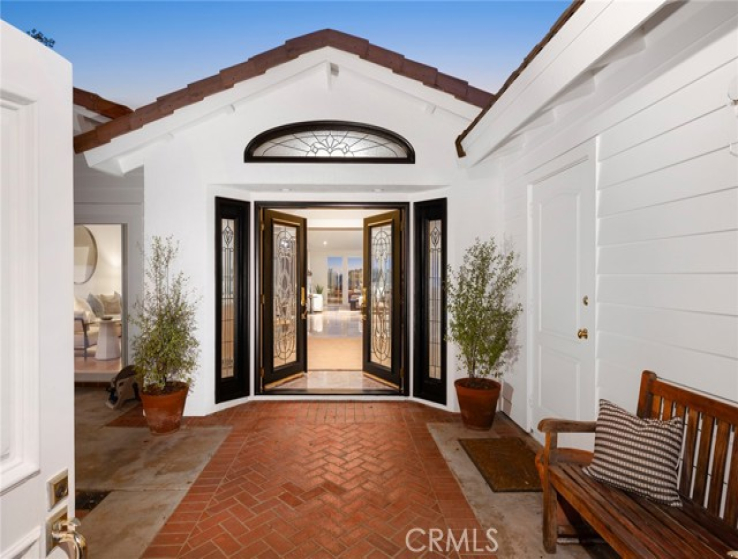 3 Bed Home for Sale in Corona del Mar, California