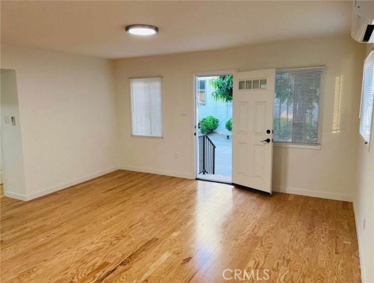  Income Home for Sale in Los Angeles, California