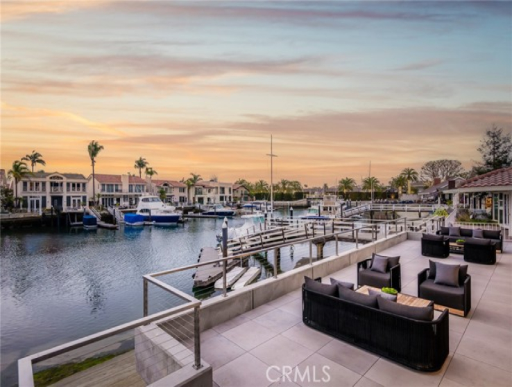 4 Bed Home for Sale in Newport Beach, California