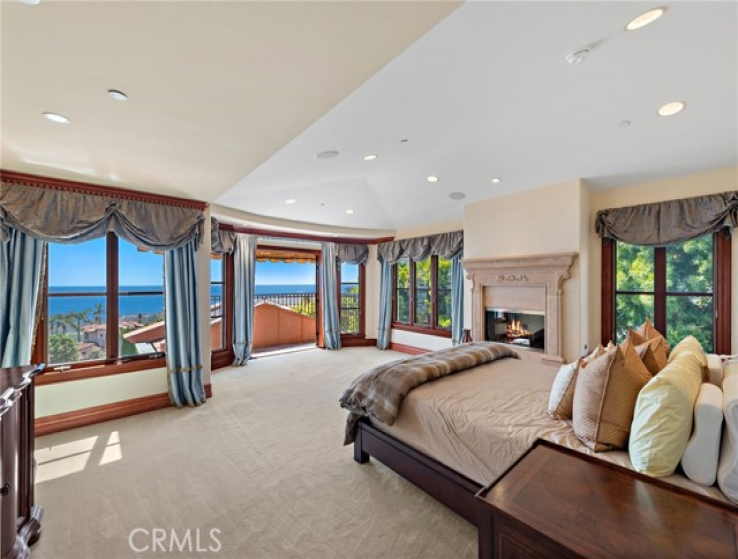 6 Bed Home for Sale in Newport Coast, California