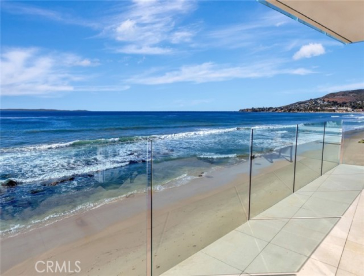 2 Bed Home for Sale in Laguna Beach, California