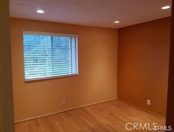 3 Bed Home to Rent in Anaheim Hills, California